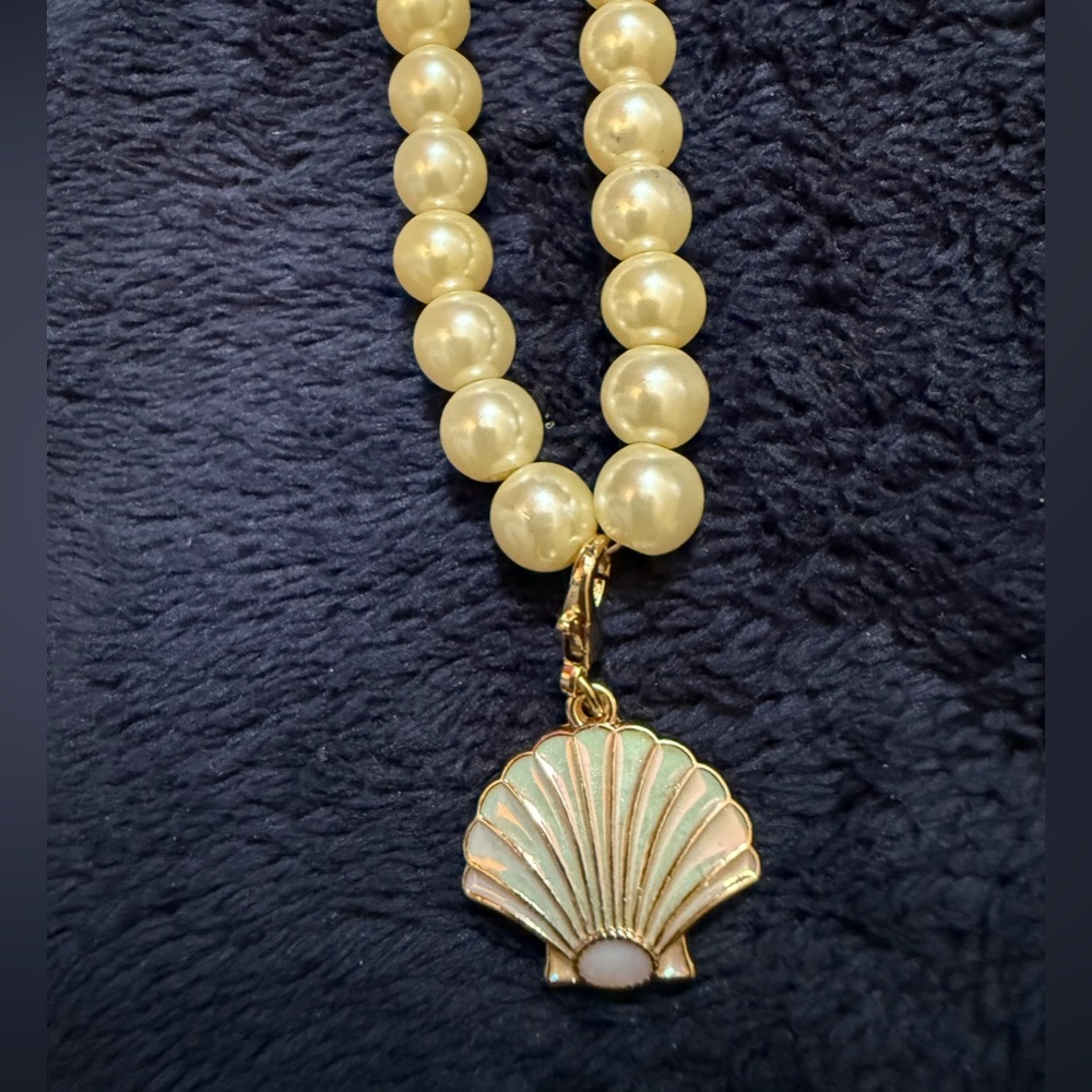 Handmade-Fun Faux Pearl Beaded Necklace w/ Shell Pendant